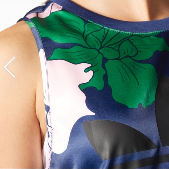 ADIDAS worn once tank large flowers street chique - Picture 6 of 8